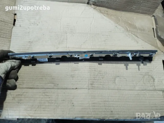 Декоративна Лайсна Карбон Porsche Cayenne 3.0D 92A/EG22/2012, снимка 2 - Части - 48253289