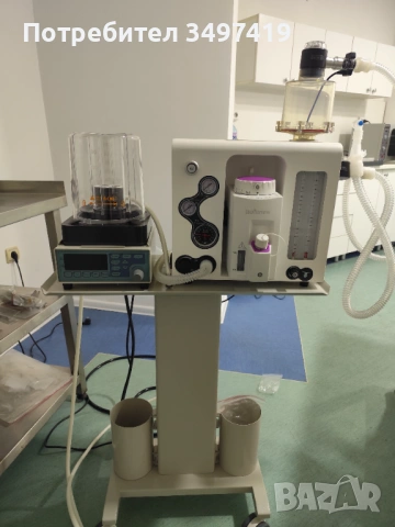 Подвижна анестезиологична машина нс вентилатор и масичка - комплект