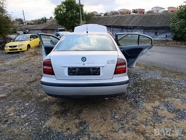 Шкода Октавия на части, снимка 2 - Автомобили и джипове - 56548394