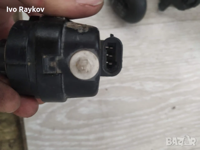 Машинка фар десен 7700840141 за RENAULT MEGANE I, снимка 2 - Части - 51056191