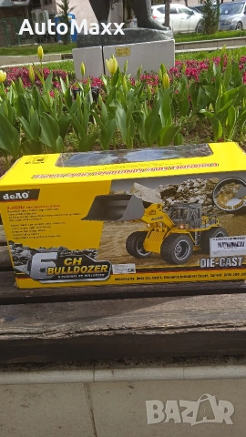 1:18 Die Cast RC 6-канално дистанционно управление Челен товарач , снимка 9 - Електрически играчки - 54075458