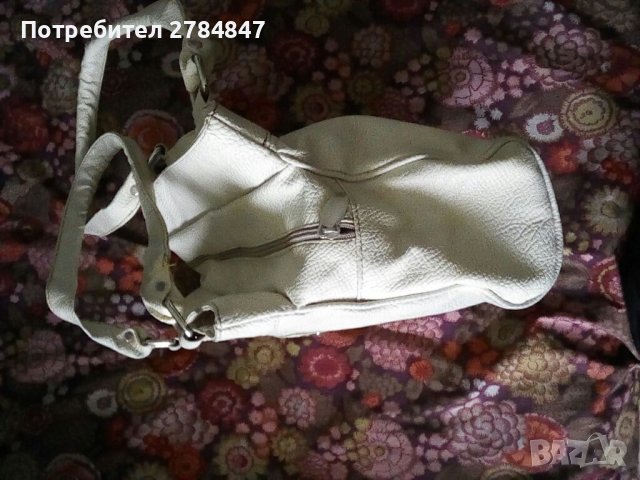 Дамска чанта, снимка 10 - Чанти - 37867859