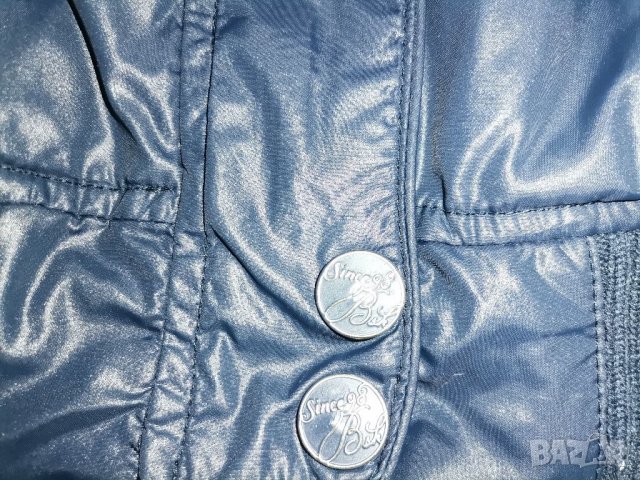 Дамско яке BERSHKA, size M, леко лъскаво, тъмносиньо, много запазено, снимка 6 - Якета - 35251213