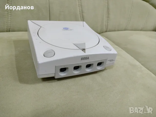 конзола Sega Dreamcast , снимка 2 - Други игри и конзоли - 55779060
