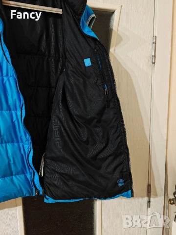 Оригинален елек Nike гъши пух , снимка 8 - Спортни дрехи, екипи - 52207443