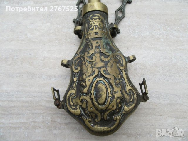 Интересна Стара Месингова Барутница паласка фишеклък пушка пищов възстановка , снимка 3 - Колекции - 39513329