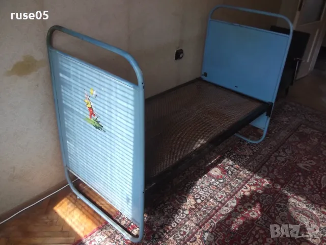 Легло старо метално с декорация детско от соца, снимка 2 - Спални и легла - 56143963