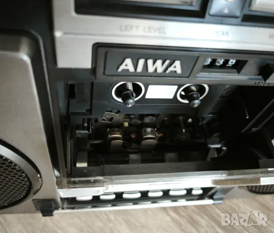 Касетофон AIWA 950A Boombox, снимка 3 - Радиокасетофони, транзистори - 48248685