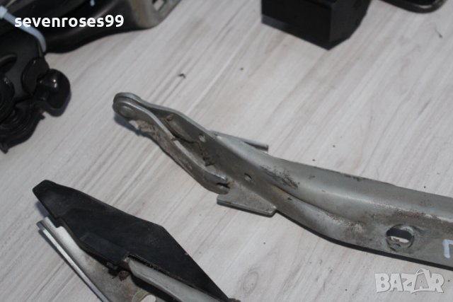 Панта преден капак лява дясна Опел Вектра А Opel Vectra A комплект , снимка 3 - Части - 42601031