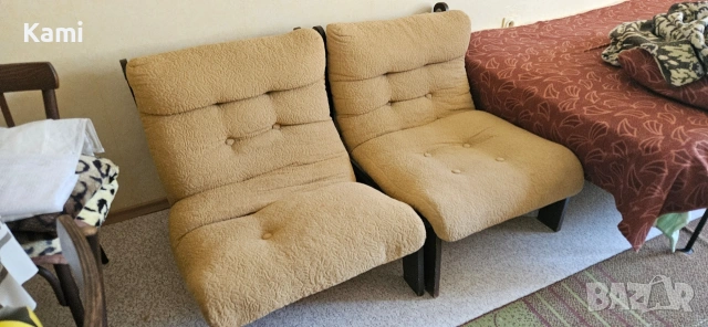 Два ниски фотьойла, снимка 2 - Дивани и мека мебел - 54321802