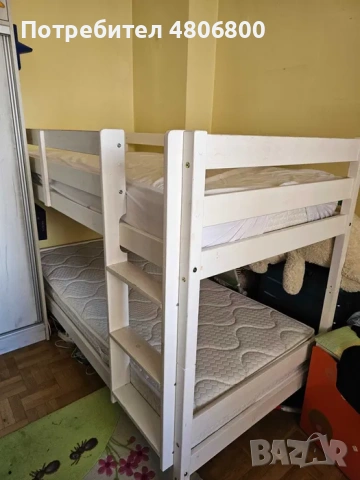 Двуетажно легло с матрак