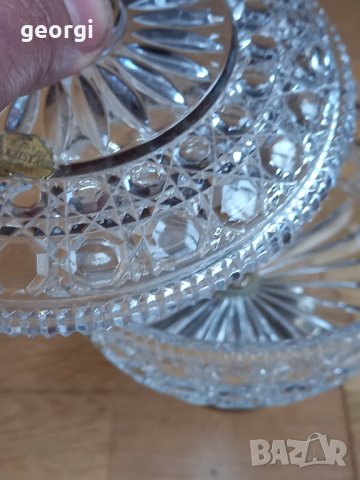 немска кристална бонбониера с метален пиедестал , снимка 5 - Аксесоари за кухня - 44462137