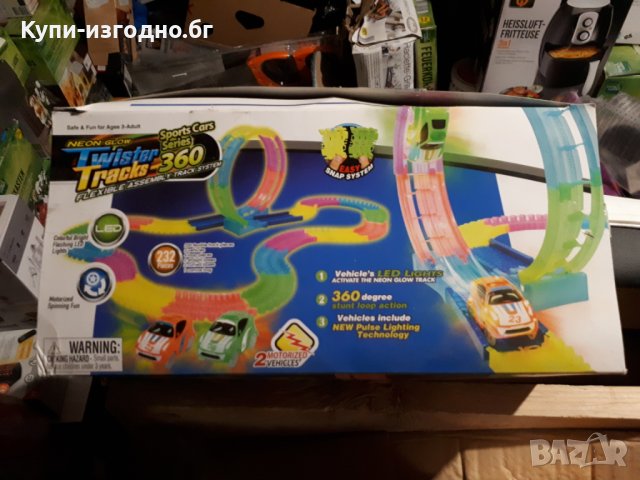 Mindscope Twister Trax Trax 360 Loop 15' (фута) от Neon Glow in the Dark Track с два светещи (импулс, снимка 3 - Електрически играчки - 35155164