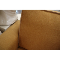 Двуместен диван - цвят охра, снимка 4 - Дивани и мека мебел - 44750373