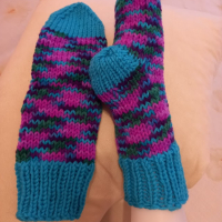 Ръчно плетени дамски чорапи размер 38, снимка 2 - Дамски чорапи - 44594592