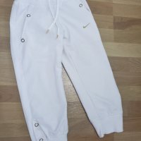 долнище Nike + топ в черно и бяло, снимка 4 - Корсети, бюстиета, топове - 30543288