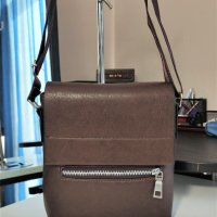 Мъжка чанта, малка, кафява 17лв., снимка 7 - Чанти - 35595437