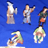 Киндер играчки Властелинът на пръстените от 2001 година пълна серия Kinder The Lord of the Rings, снимка 3 - Колекции - 44685605