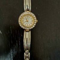 Дамски кварцов часовник Wrangler, снимка 2 - Дамски - 35533771