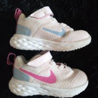 Детски маратонки Nike, номер 19,5 - 10 cm стелка, снимка 1 - Детски маратонки - 44238021