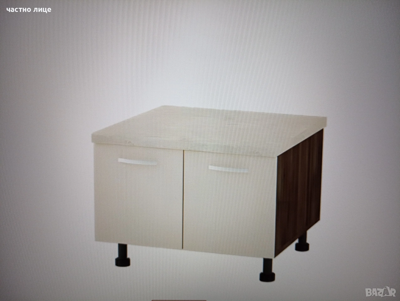 Търся шкаф за мини печка., снимка 1