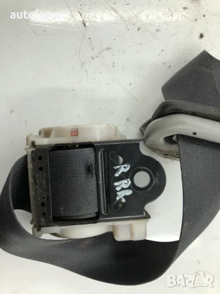 Десен предпазен колан трети ред седалки Toyota Avensis Verso 2.0 D 116hp 1CD, снимка 1