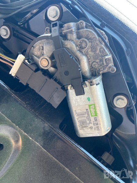 A2048202542 моторче чистачки вода заден капак 204 ц класа комби, снимка 1