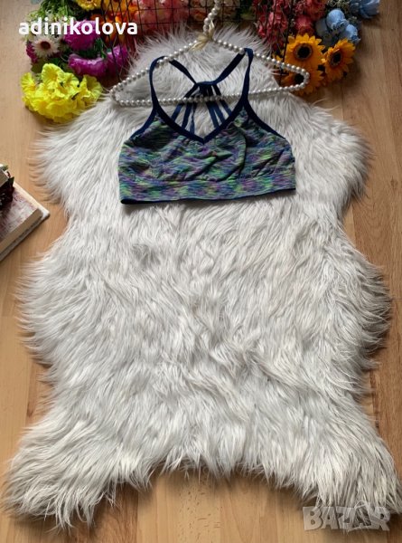 Безшевно спортно бюстие, снимка 1