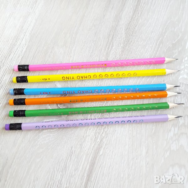 1619 Класически триъгълен графитен молив с гумичка, снимка 1