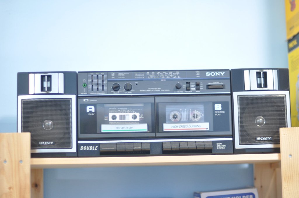 Радиокасетофон Sony CFS-W365s, касетофон двукасетъчен в Радиокасетофони,  транзистори в с. Поленица - ID39625104 — Bazar.bg