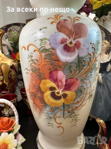Made in France Napoleon III Hand Painted Opaline Vase with Yellow Bottom Bandage, c1890 Код P2112, снимка 6 - Декорация за дома - 54153500