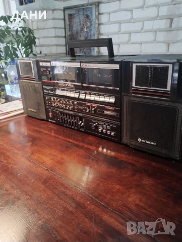 HITACHI MODEL-no-TRK-W550E двукасетъчен касетофон, снимка 3 - Радиокасетофони, транзистори - 53281846