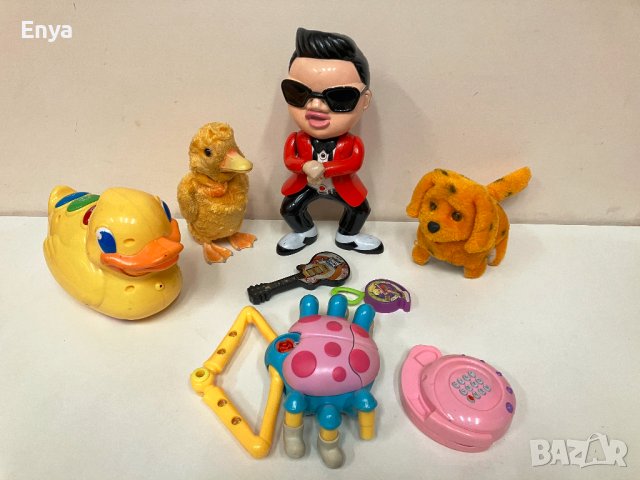 7 Играчки, някои от които музикални