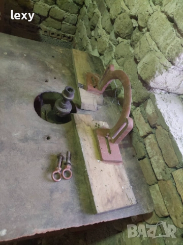 Продавам фреза за дърво – Елпром Троян, снимка 4 - Други инструменти - 51691600