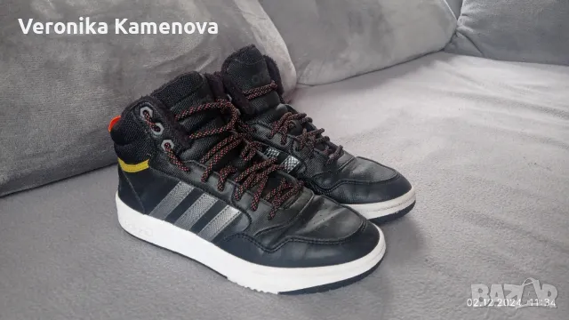 Маратонки Adidas Hoops 3.0 Mid, снимка 1 - Детски маратонки - 48198900