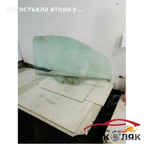 Стъкло предно дясно Мицубиши Спейс Стар 2001