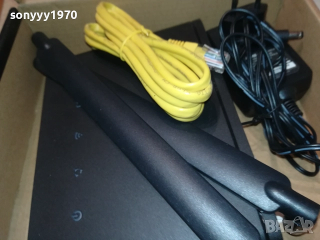 HUAWEI 4G РУТЕР С 2 АНТЕНИ В КУТИЯ 1910251905, снимка 12 - Рутери - 52109523