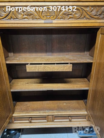 Гардероб с дърворезба изработен изцяло от масив, снимка 2 - Гардероби - 52807124