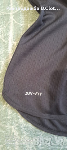 Оригинален топ Nike dry fit ,M, снимка 5 - Потници - 36442059