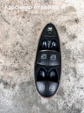 A2118213679. Бутони ел. стъкла за Мерцедес Е-класа W211