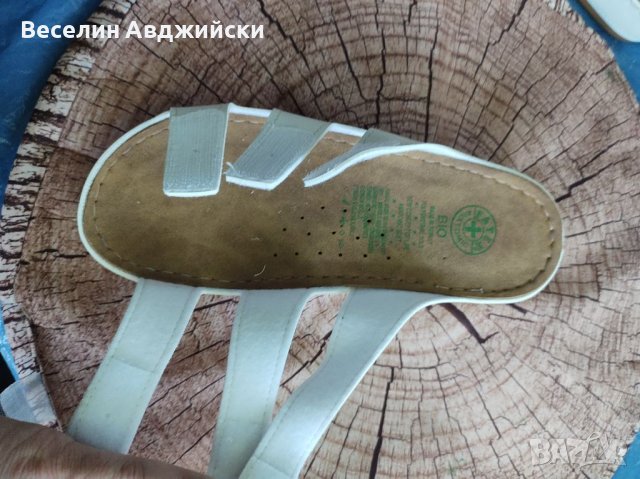 Анатомични чехли ,бяло с регулиращи се лепенки., снимка 2 - Чехли - 36815681