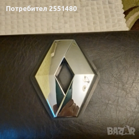 Предна емблема за Renault Scenic III, снимка 2 - Части - 53223519