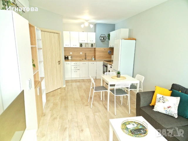 Двустаен апартамент за нощувки за 1 до 5 човека с паркомясто, Комплекс Папая, снимка 5 - Квартири, нощувки - 53945409