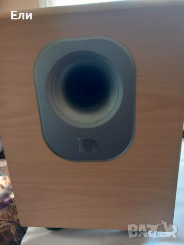 Субуфер JBL