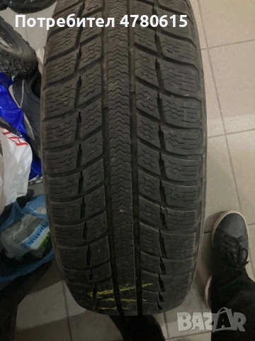Зимни Гуми Мишелин 195/65/15, снимка 2 - Гуми и джанти - 54009461