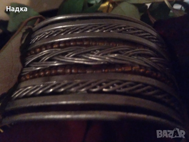 Дамска гривна, снимка 5 - Гривни - 52204913