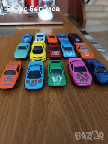 Лот метални колички, снимка 2 - Коли, камиони, мотори, писти - 53246874