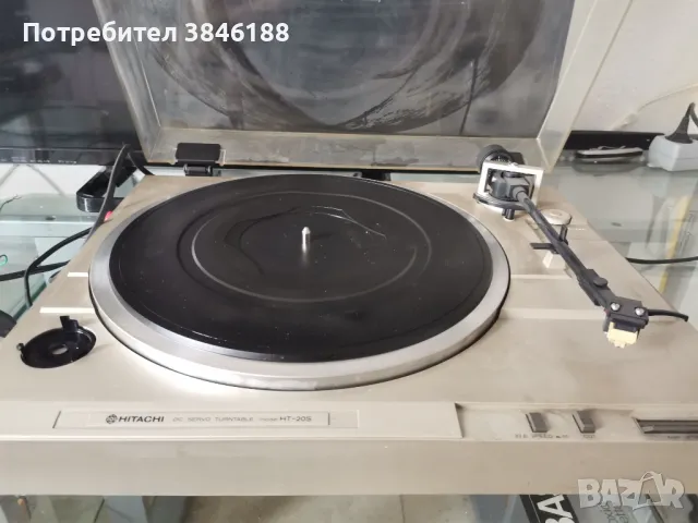 Hitachi HT-20S Turntable, снимка 1 - Грамофони - 47297776