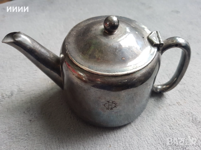 Посребрен чайник 5