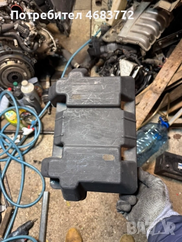 Капак на кутия за акумолатор T-563 - 24M Vented Battery Box само за 10лв.